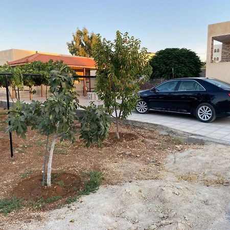 הוילה Al-Qasr مزرعة النجم Najem Farm מראה חיצוני תמונה