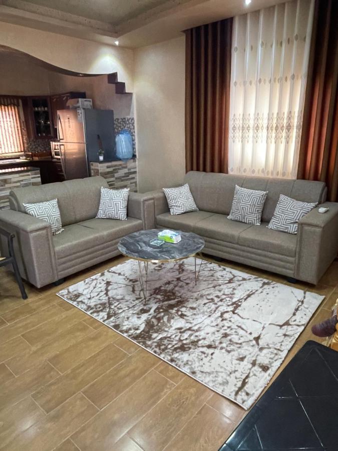 הוילה Al-Qasr مزرعة النجم Najem Farm מראה חיצוני תמונה